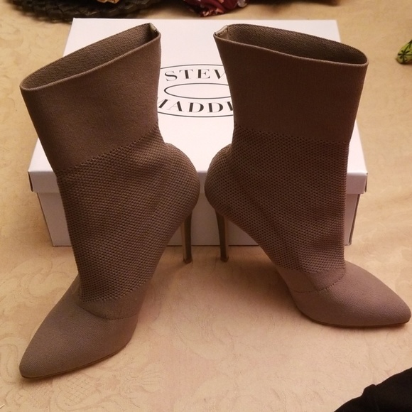 SOLD...NIB STEVE MADDEN CENTURY MESH BOOTIE 8.5 - Picture 6 of 8